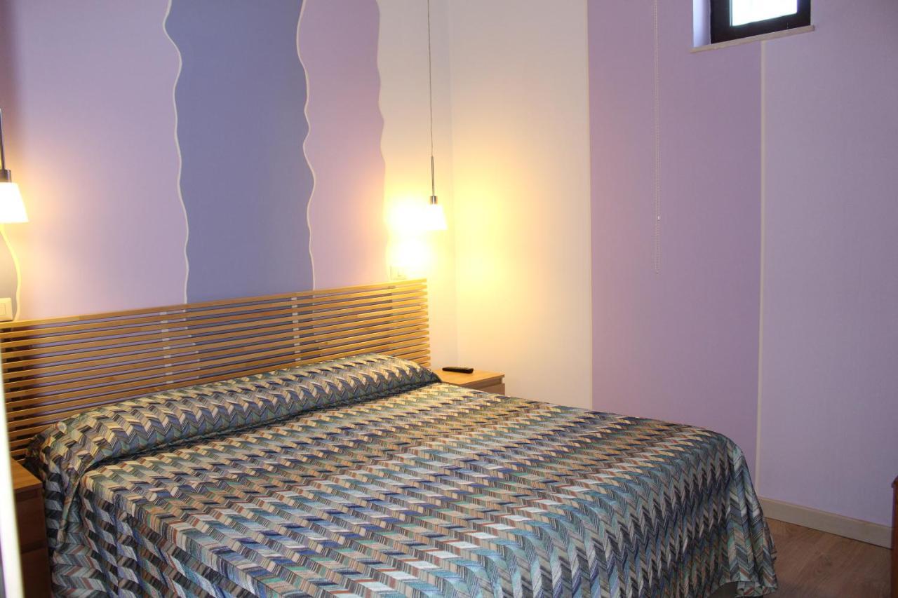 Borgo Camicia In Bed and Breakfast Barcellona Pozzo di Gotto Værelse billede