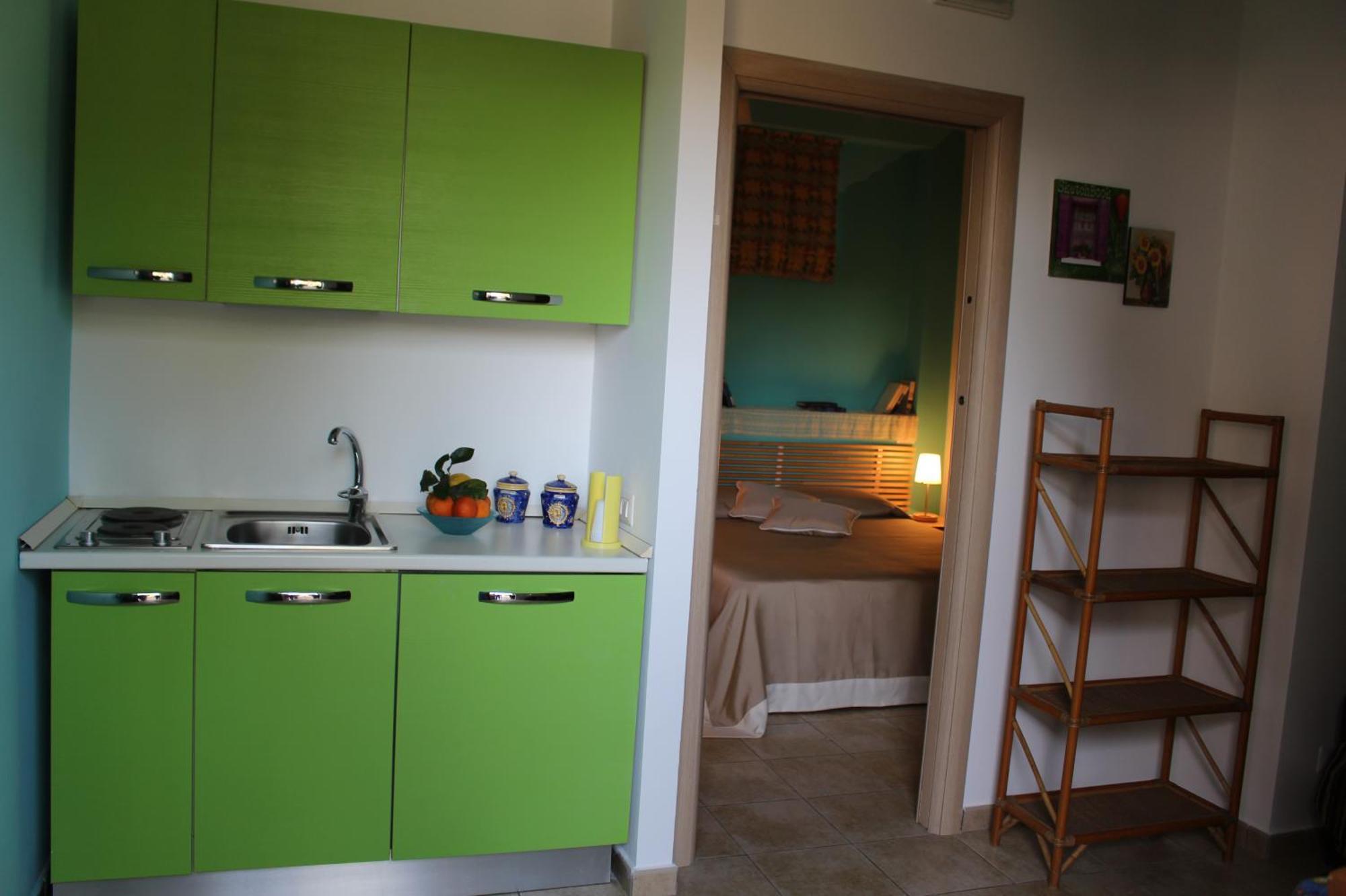 Borgo Camicia In Bed and Breakfast Barcellona Pozzo di Gotto Værelse billede